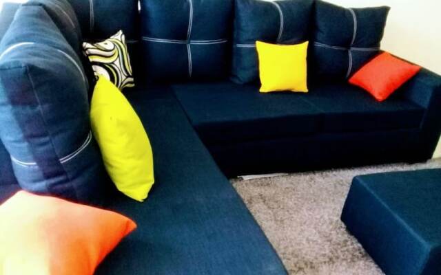 JKIA Airport side apartment