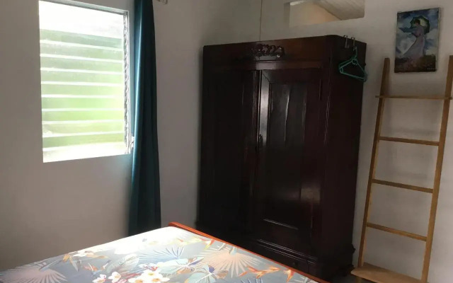 T2 avec piscine pour 2 à 4 personnes