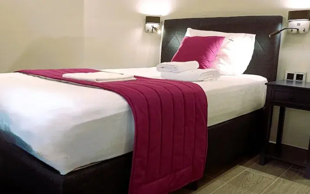 Pyrgiou Suites