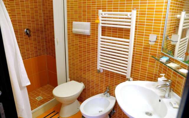 B&B Galatea