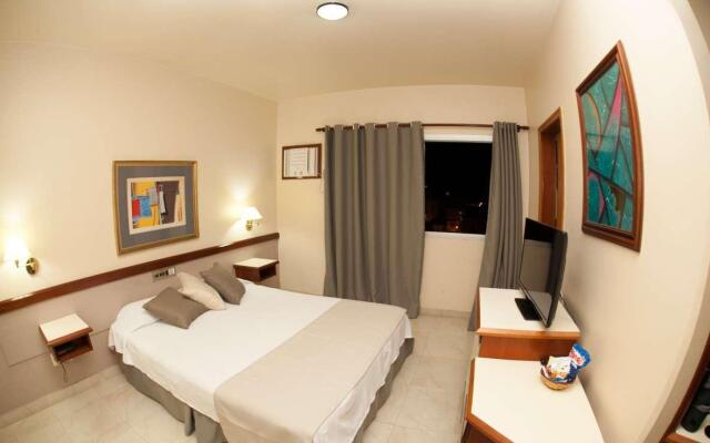 Hotel Fenix Pouso Alegre