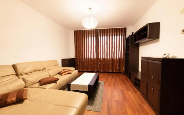 Montana Popa ApartHotel