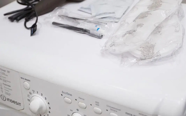 Саквояж на улице Вербная 5