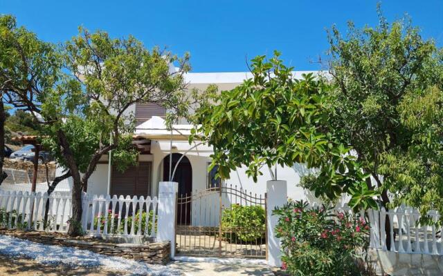 Scenic Studio 2 Batsi Andros