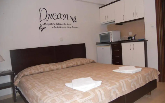 Ameris Studios & Apartments