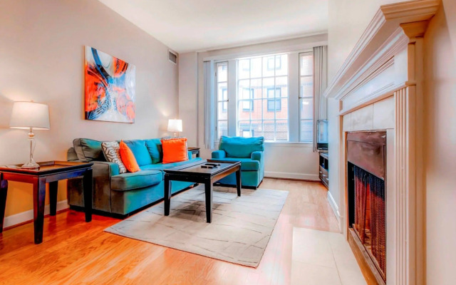 Global Luxury Suites at Back Bay