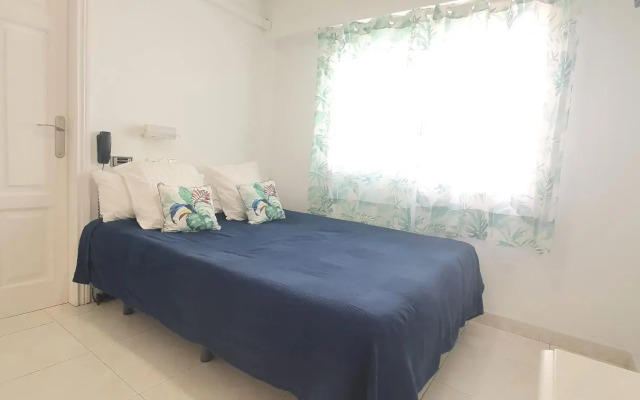 Hugo Beach Hotel