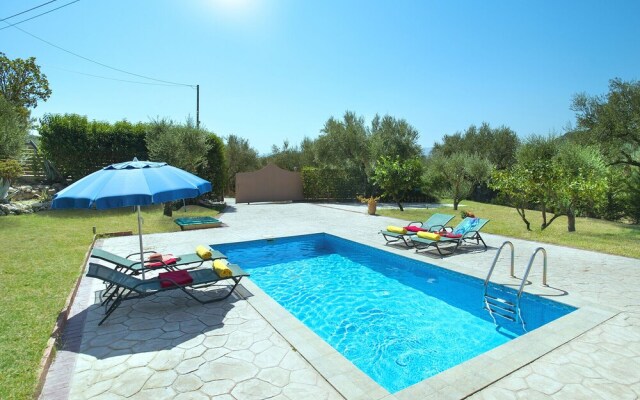 Zante Luxurious Villa-Private Heated Pool & Big Garden