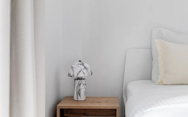 Les Nuances de Blue 1-BR Apt in Athens