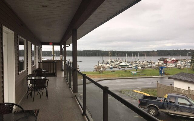 Sportsman's Inn on the Harbour Front