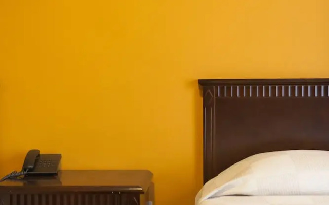 The Yellow House BED&BREAKFAST By South City Housing Pvt Ltd