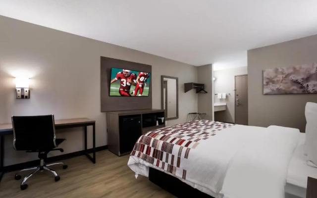 Super 8 by Wyndham Marston