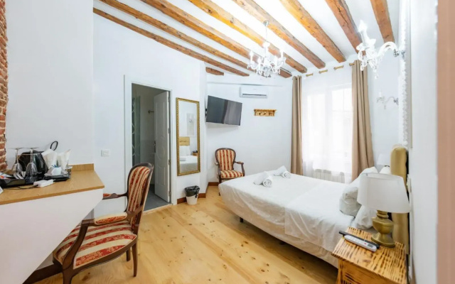 Oriente Palace Apartments