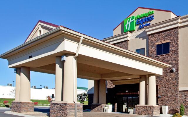 Holiday Inn Express Hotel & Suites Lewisburg, an IHG Hotel