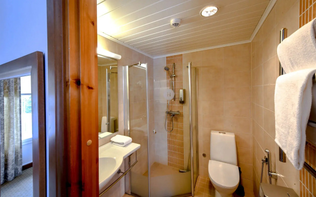 Hotel Aateli Lakeside