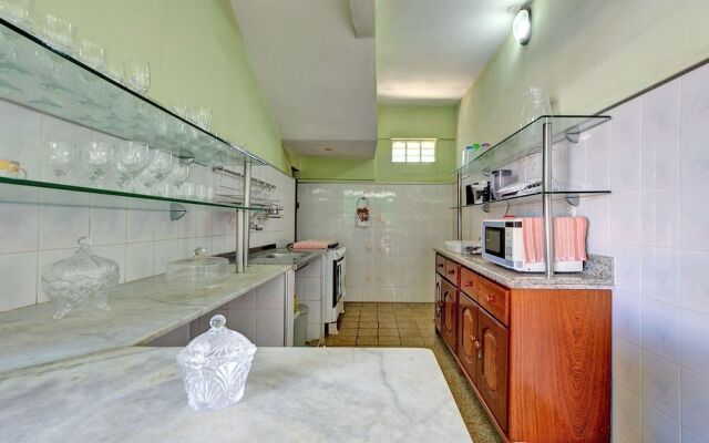Casa com Piscina no Iguape 50m do Mar