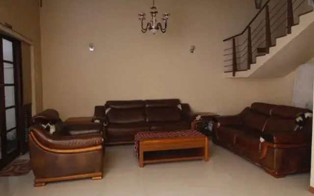 Yoho H and F Guest House