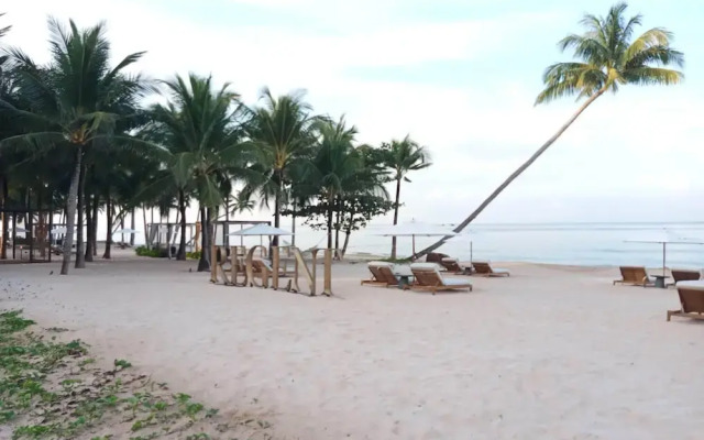 10 Bedroom Apartment 300m From The Sea