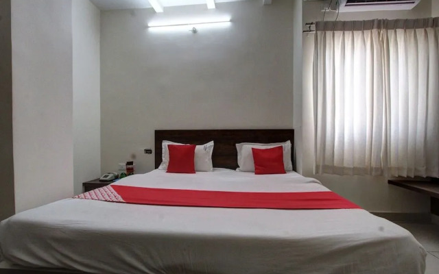 SPOT ON 29404 Kruthika Comforts