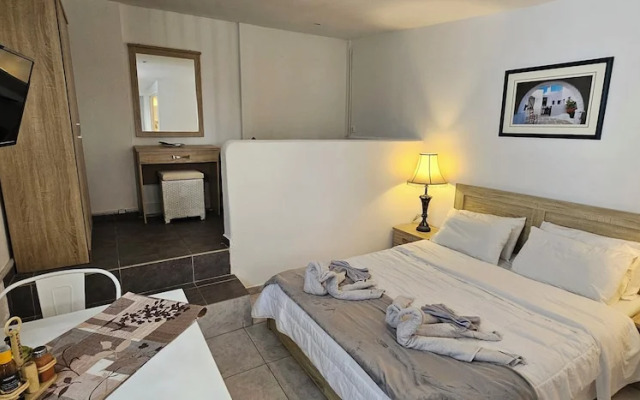 Room-pleasure Room 3 By The Sea