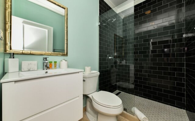 Newly Remodeled 5-bedroom 5-bath in Tierra del Sol!