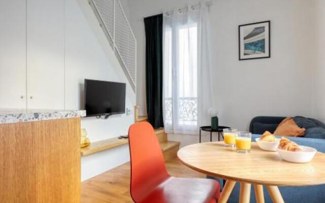 Cute and Bright Studio in a Courtyard-Montmartre(5)