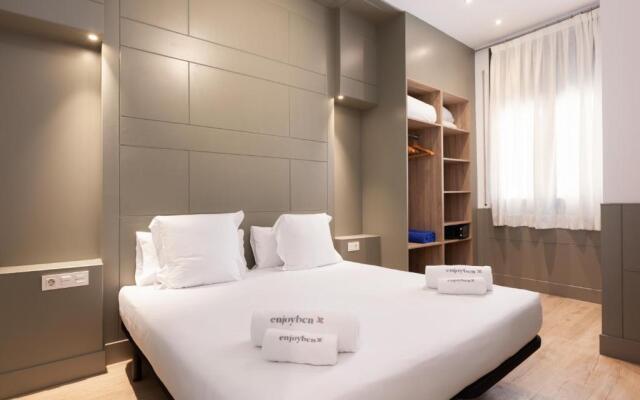 Enjoybcn Patio de Gala Apartments