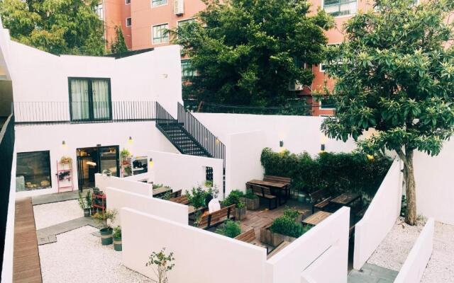 Hidden Garden International Youth Hostel - Oriental Pearl & Lujiazui