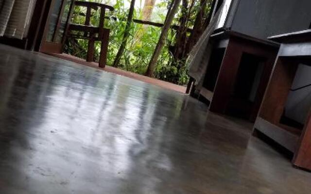 Sigiri Holiday Villa