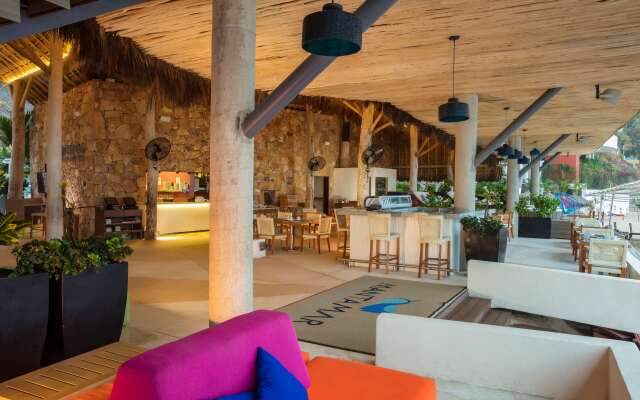 Almar Resort Luxury Beach Front Experience