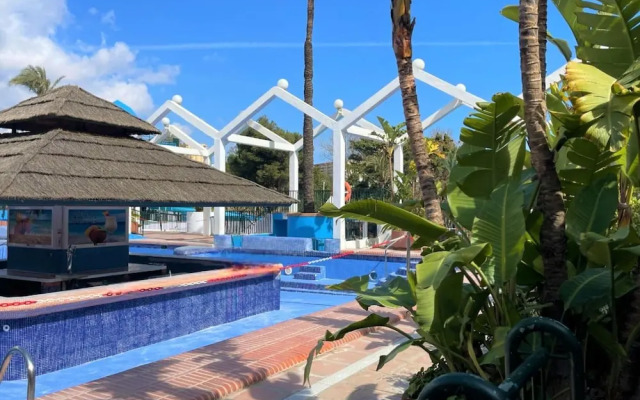 Belvilla by OYO Apartment in Benalma!dena