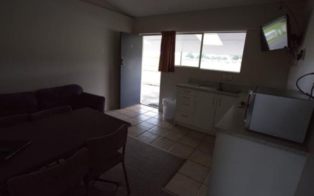 Raglan Holiday Park