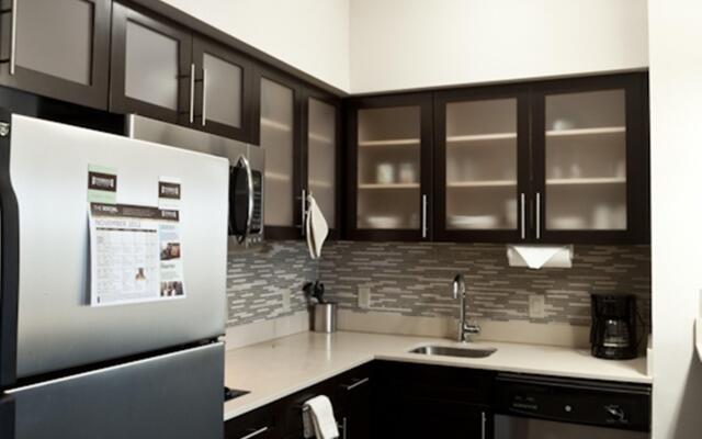 Staybridge Suites Houston IAH - Beltway 8 by IHG