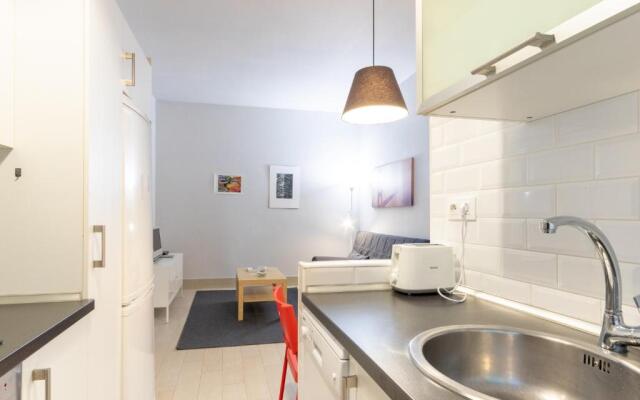 BILBAO INDAUTXU XI by Aston Rentals