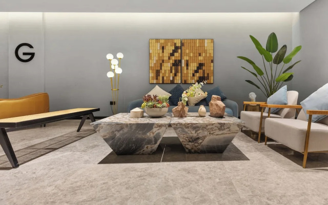 Waves - Elegant Studio Retreat in Dubai’s Business Bay