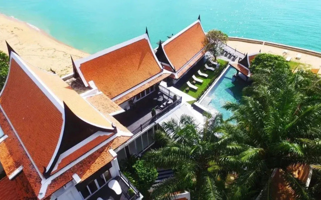Luxury 5 Stars Beach Villa 6 Beds