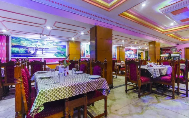 Oyo 60019 Hotel Classic Inn