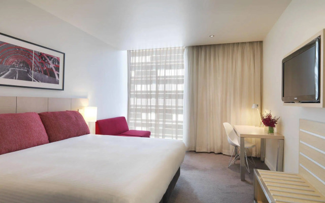 Travelodge Hotel Melbourne Docklands
