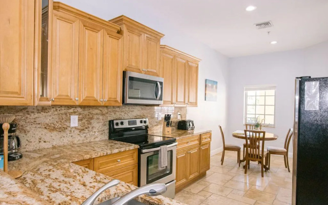 Vistalmar Beach Resort