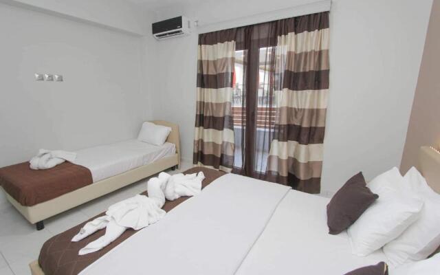 Zakynthos Gold House - Appartments