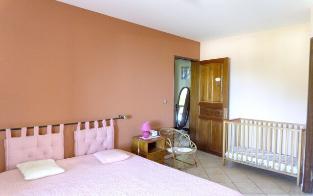 Apartment With 3 Bedrooms in Petite Île, With Wonderful sea View, Enclosed Garden and Wifi - 3 km From the Beach