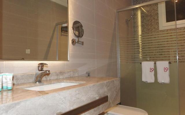 Level Nine Hotel