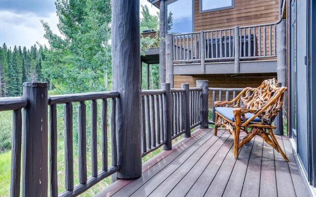 Four O'clock Somewhere