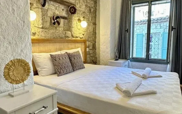 The Comelly Alaçatı