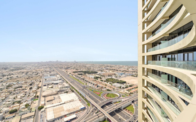 Silkhaus Stylish 2bdr in Aykon Tower