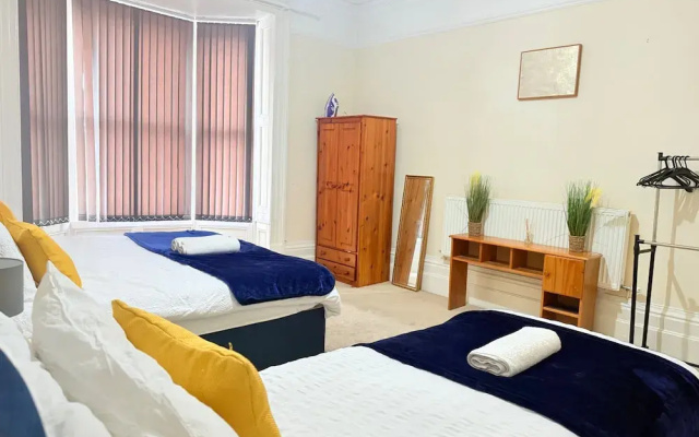 Cozy Leicester Apartment Retreat