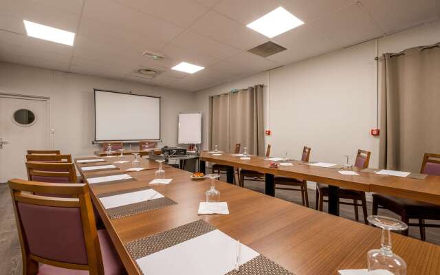 Comfort Hotel Etampes