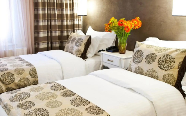Taximtown Hotel