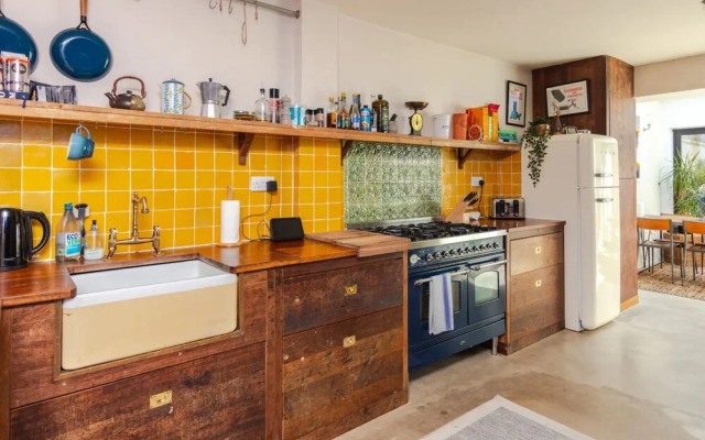 Stunning 2 Bedroom House in Peaceful London Fields