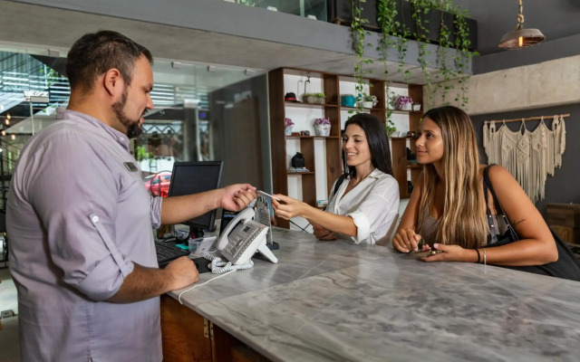 Hotel52